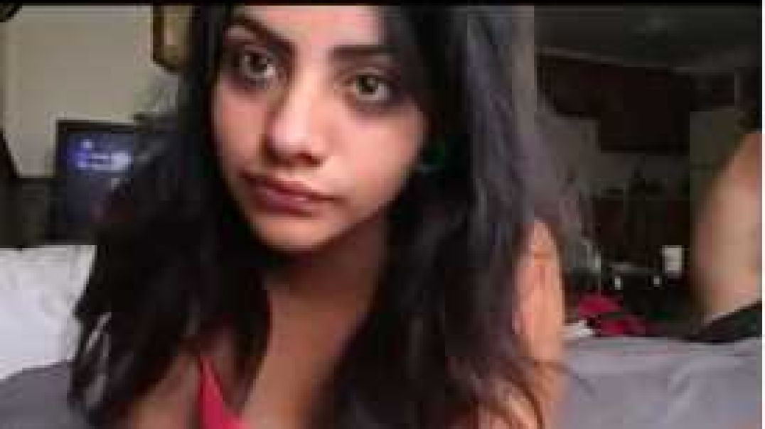 Indian Girl Fucked by White Boyfriend in Homemade XXX Video